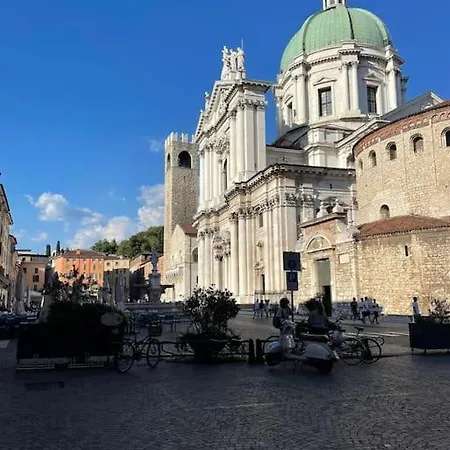 A View On Brescia's Rooftops Μπρέσια